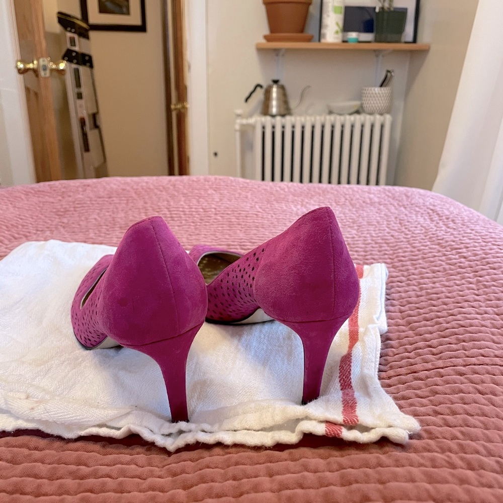 Diane con Furstenberg DVF fuscia pumps - Picture 5 of 7
